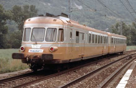 Jouef HJ2463 SNCF 2-teil. Diesetriebzug RGP I Alpazur grau/orange  Ep. IV